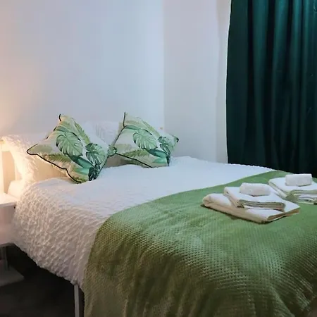 Appartement Unique 3 Bedroom House Free Wifi&parking Leeds (West Yorkshire)