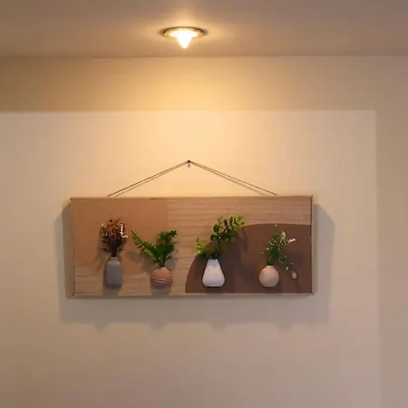 Unique 3 Bedroom House Free Wifi&parking Leeds (West Yorkshire)