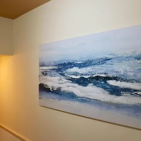 Unique 3 Bedroom House Free Wifi&parking *