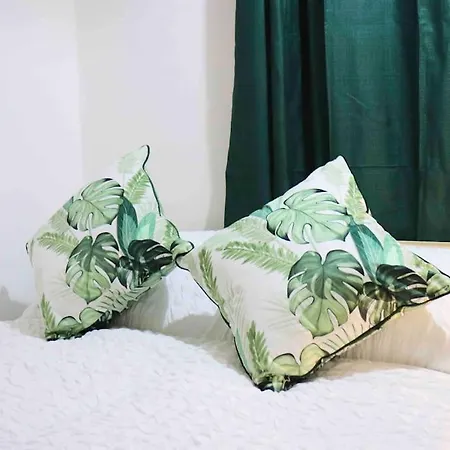 Unique 3 Bedroom House Free Wifi&parking