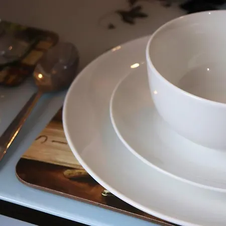 Unique 3 Bedroom House Free Wifi&parking Leeds (West Yorkshire)