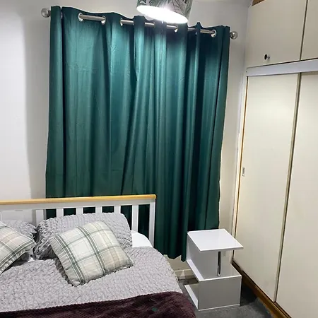 Unique 3 Bedroom House Free Wifi&parking Appartement