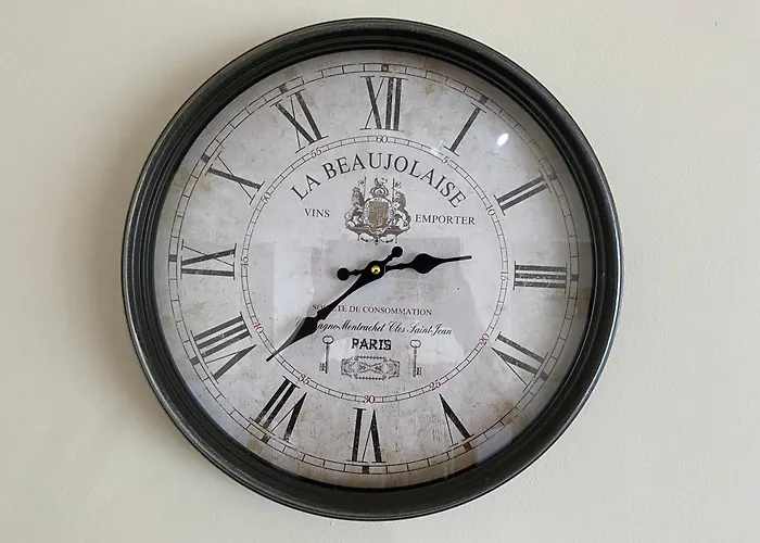 Unique 3 Bedroom House Free Wifi & Parking Лидс