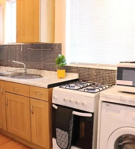 Unique 3 Bedroom House Free Wifi & Parking Appartamento Leeds (West Yorkshire)