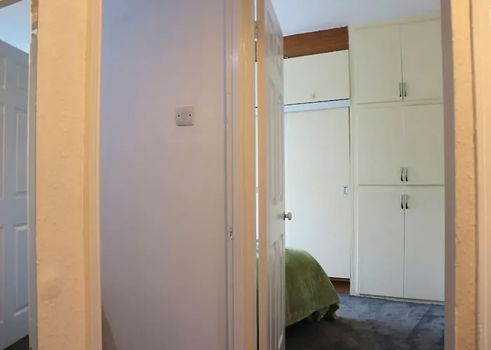 Appartamento Unique 3 Bedroom House Free Wifi & Parking *